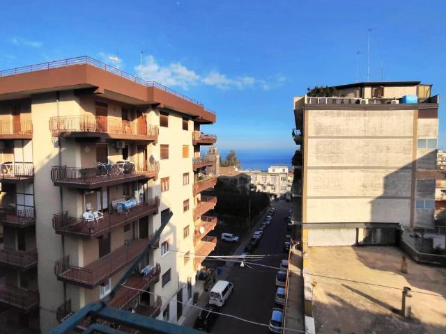 Appartamento in vendita a Acireale CT