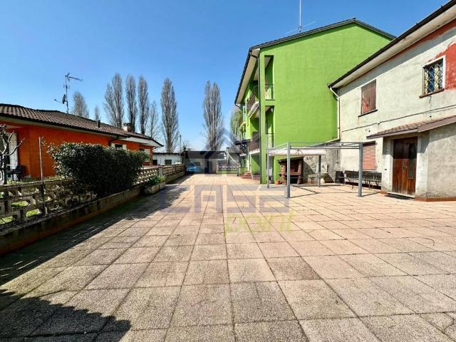 Appartamento in vendita a Acquanegra Cremonese CR