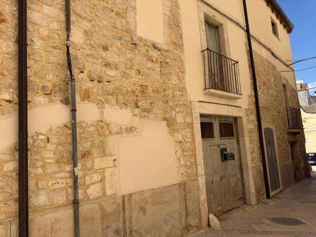 Appartamento in vendita a Acquaviva delle Fonti BA