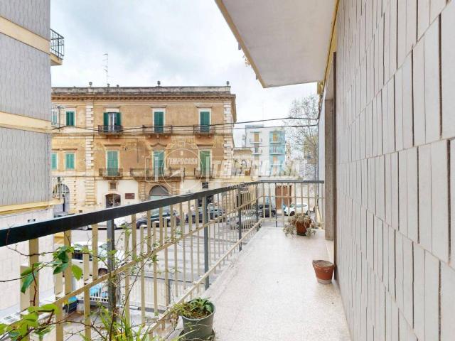 Appartamento in vendita a Acquaviva delle Fonti BA