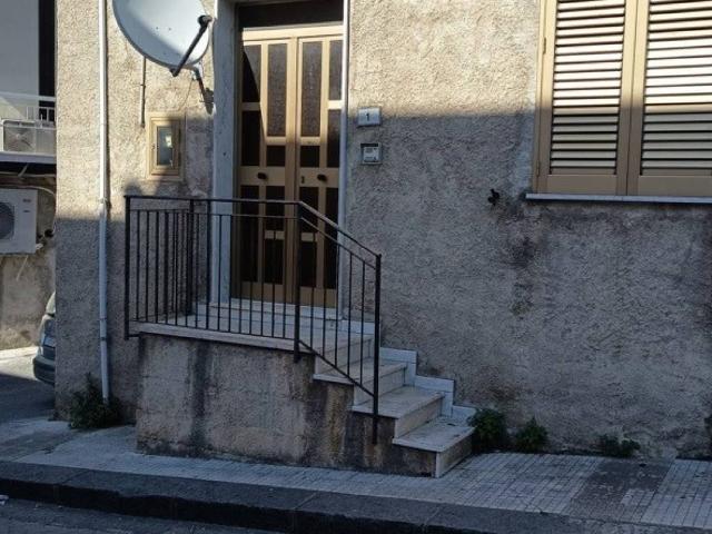 Appartamento in vendita a Acquedolci ME
