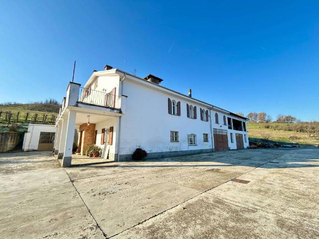 Casa indipendente in vendita a Acqui Terme AL