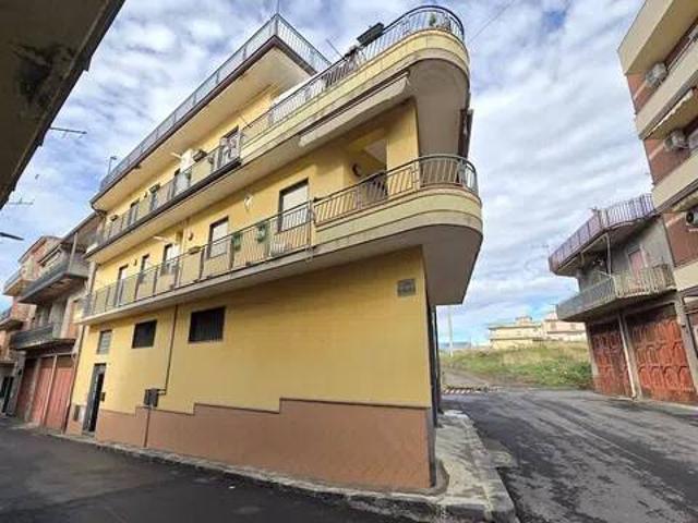 Appartamento in vendita a Adrano CT