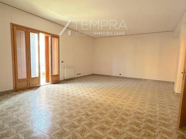 Appartamento in vendita a Adrano CT
