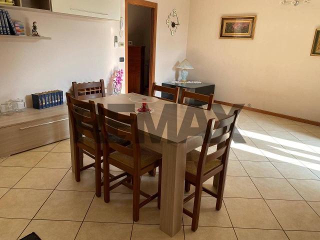 Appartamento in vendita a Adrara San Martino