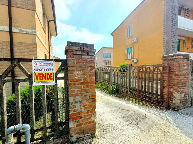 Appartamento in vendita a Adria RO