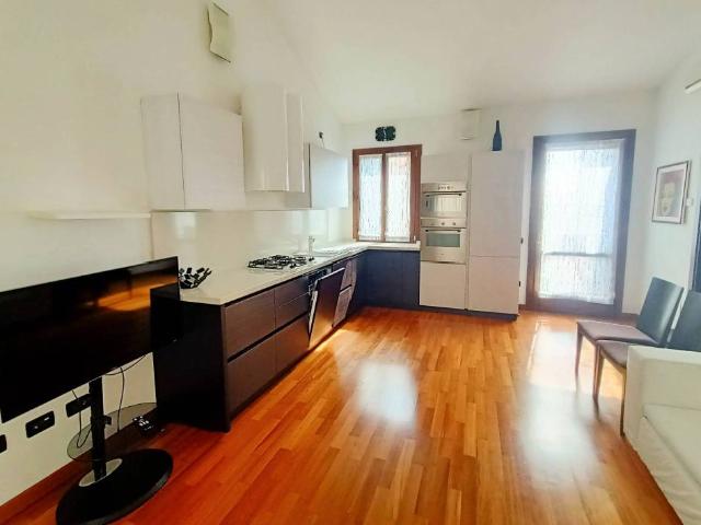 Appartamento in vendita a Adria RO