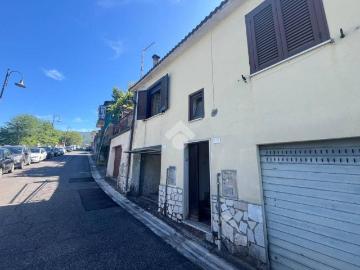 Appartamento in vendita a Agosta RM