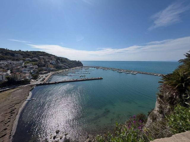 Appartamento in vendita a Agropoli SA