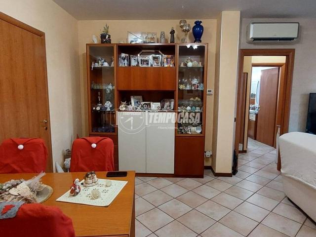 Appartamento in vendita a Agrate Brianza
