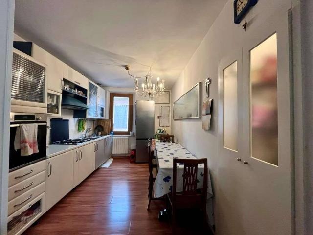 Appartamento in vendita a Agugliano AN