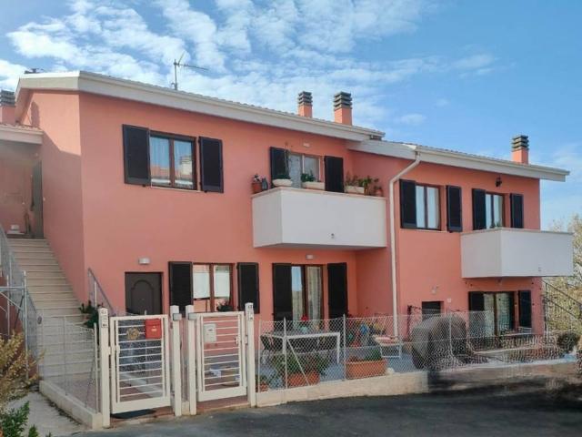 Appartamento in vendita a Agugliano AN