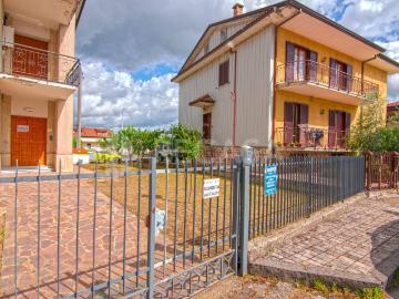 Appartamento in vendita a Aiello del Sabato
