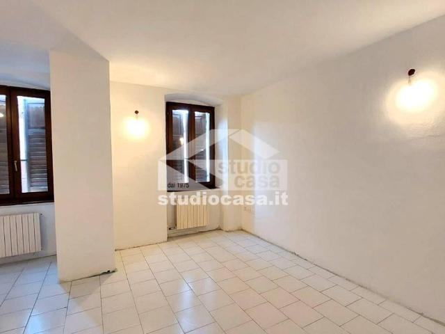 Appartamento in vendita a Ala TN