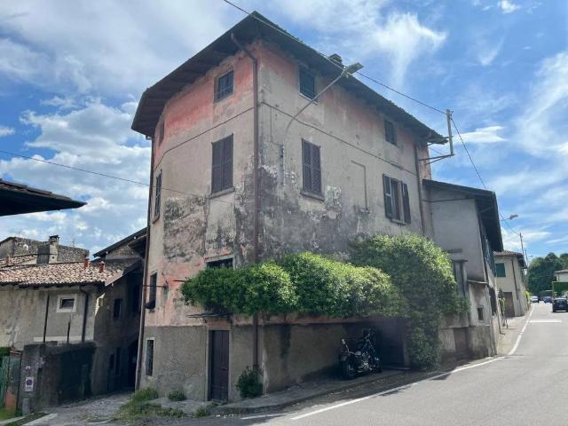 Appartamento in vendita a Albavilla CO