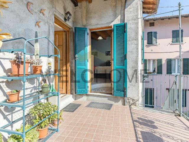 Appartamento in vendita a Albavilla CO