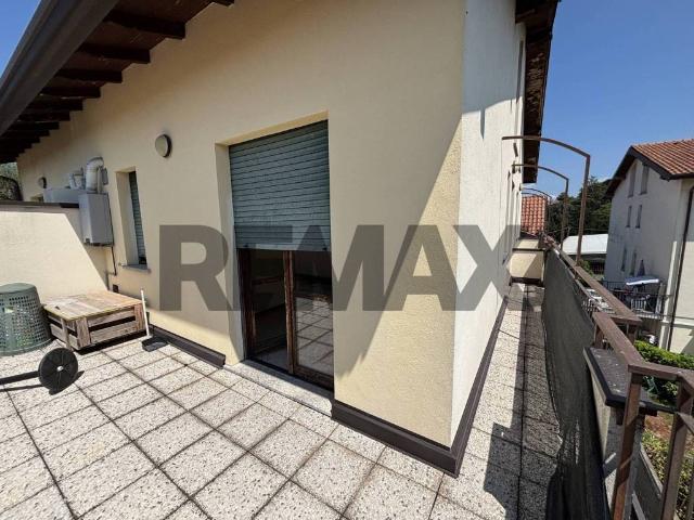 Appartamento in vendita a Albavilla CO