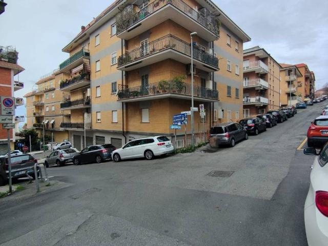 Appartamento in vendita a Albano Laziale RM