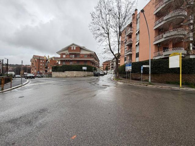Appartamento in vendita a Albano Laziale RM