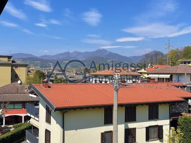 Appartamento in vendita a Albano Sant'Alessandro BG