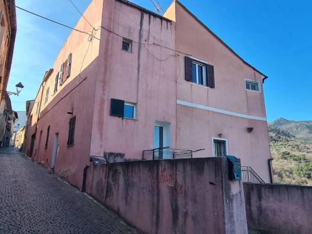Appartamento in vendita a Albenga SV