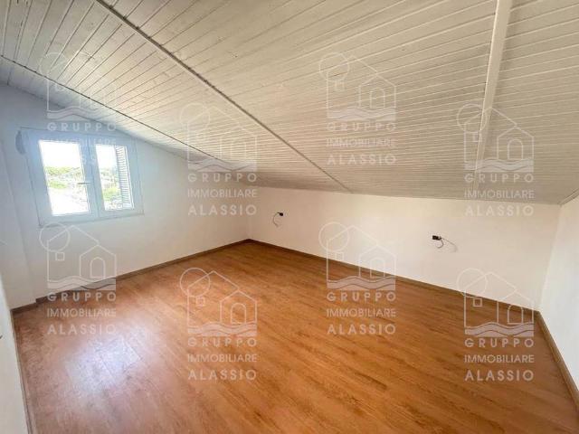 Appartamento in vendita a Albenga SV
