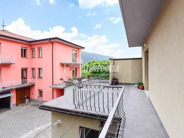Appartamento in vendita a Albese con Cassano CO
