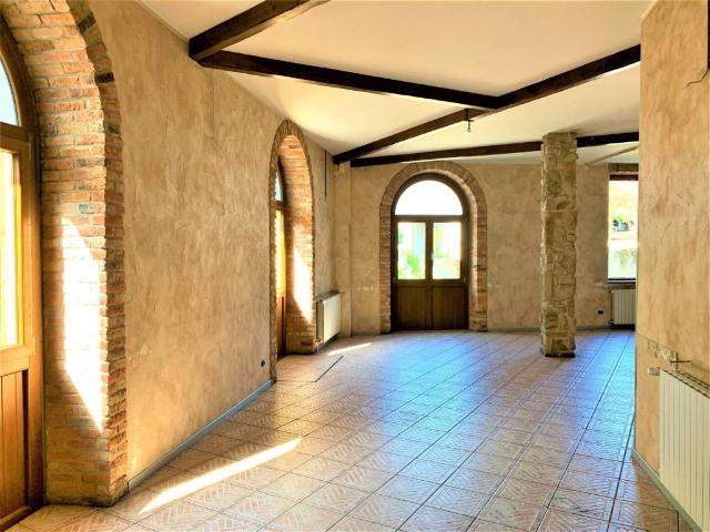 Appartamento in vendita a Albizzate VA
