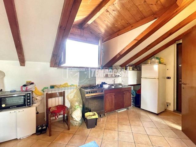 Appartamento in vendita a Albiate MB