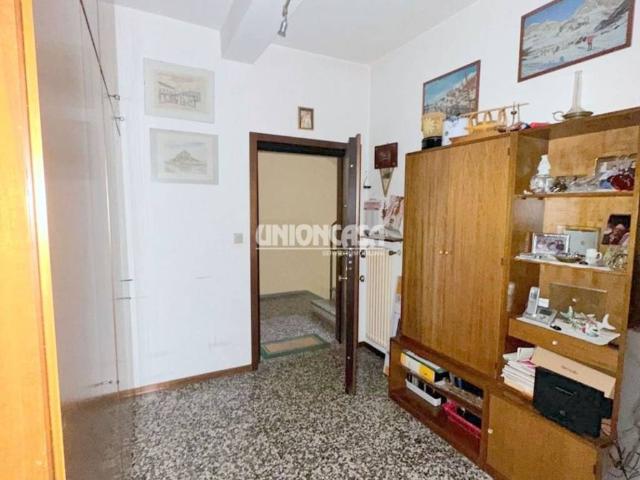 Appartamento in vendita a Albiolo CO