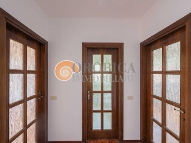 Appartamento in vendita a Almenno San Bartolomeo BG