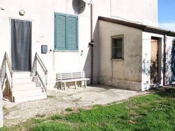 Appartamento in vendita a Altavilla Silentina SA