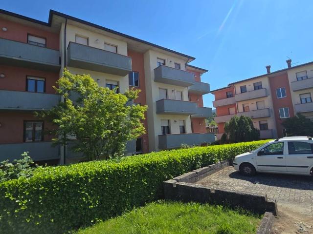 Appartamento in vendita a Alta Val Tidone PC