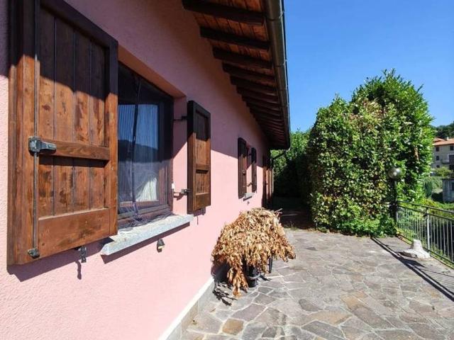 Villa in vendita a Alta Valle Intelvi CO