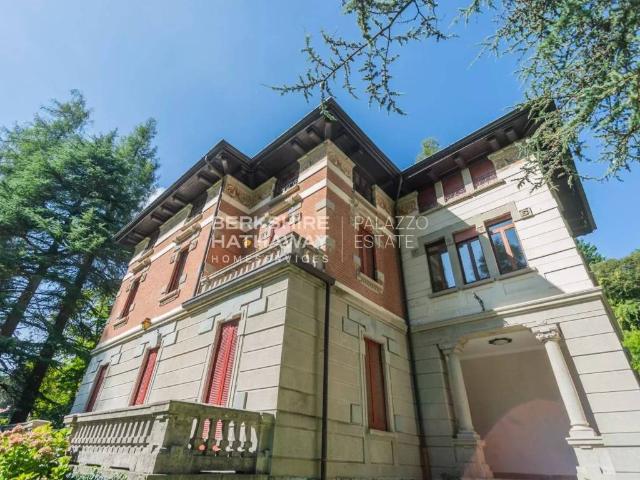 Appartamento in vendita a Alta Valle Intelvi CO