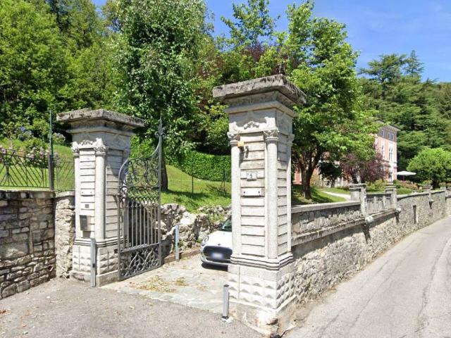 Appartamento in vendita a Alta Valle Intelvi CO