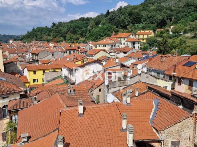 Appartamento in vendita a Altare SV