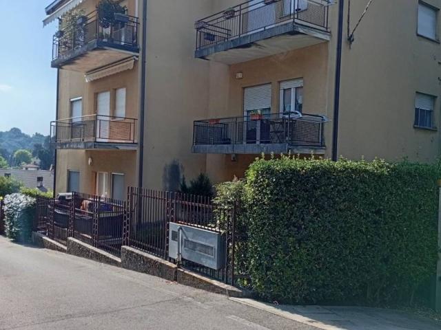 Appartamento in vendita a Alzate Brianza CO
