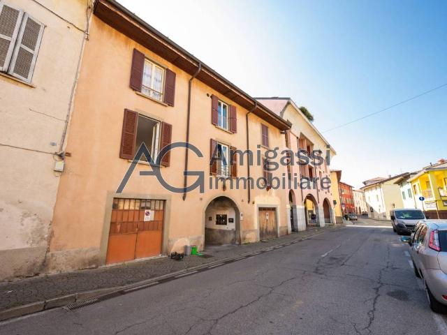 Appartamento in vendita a Alzano Lombardo BG