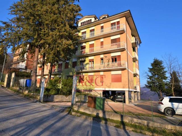 Appartamento in vendita a Amandola FM