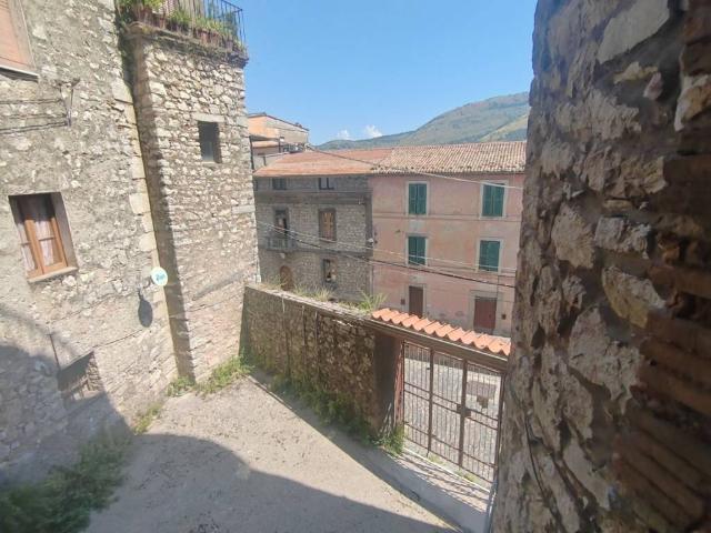 Appartamento in vendita a Amaseno FR