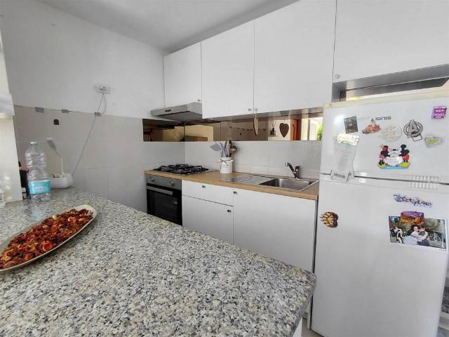 Appartamento in vendita a Ameglia SP