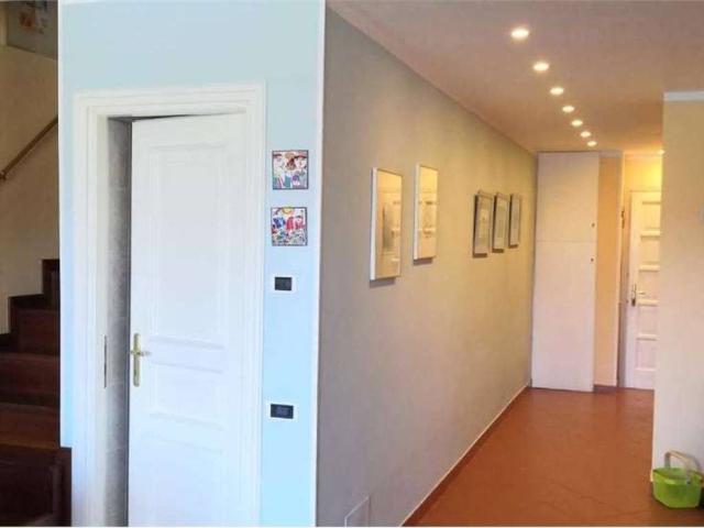 Appartamento in vendita a Ameglia SP