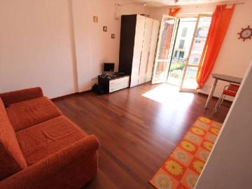 Appartamento in vendita a Ameglia SP