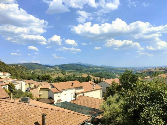 Appartamento in vendita a Amelia TR