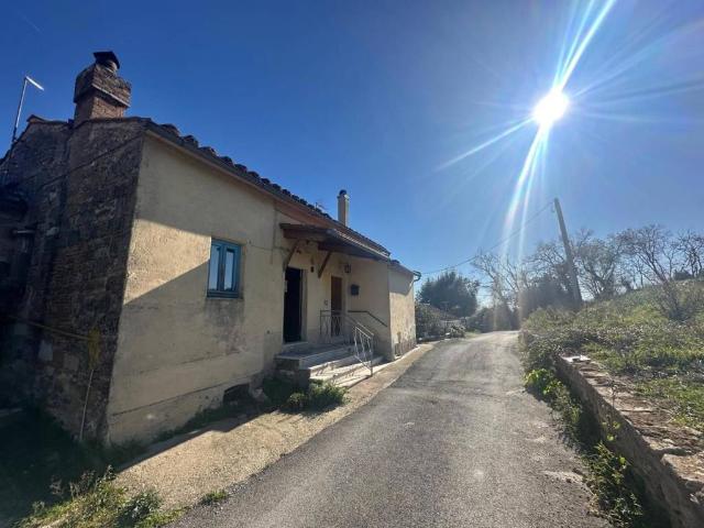 Appartamento in vendita a Amelia TR
