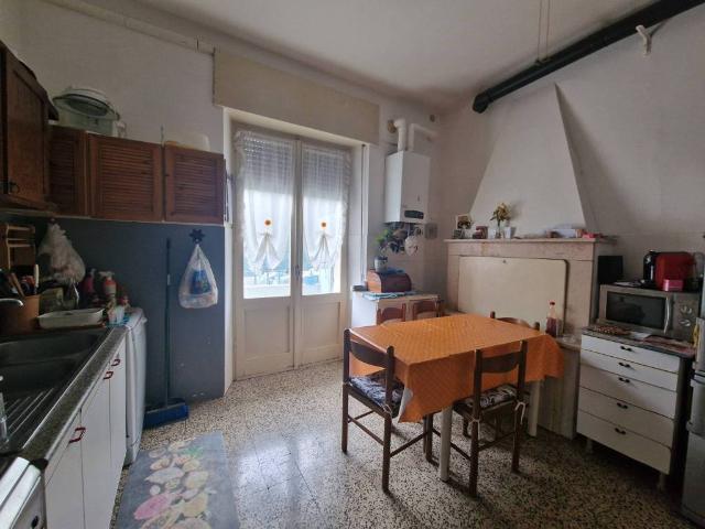Appartamento in vendita a Amelia TR