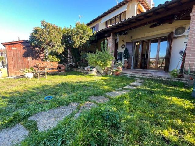 Appartamento in vendita a Amelia TR