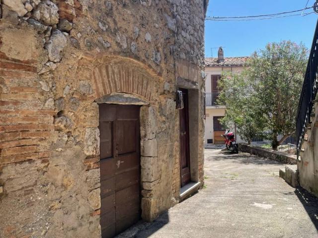 Appartamento in vendita a Amelia TR