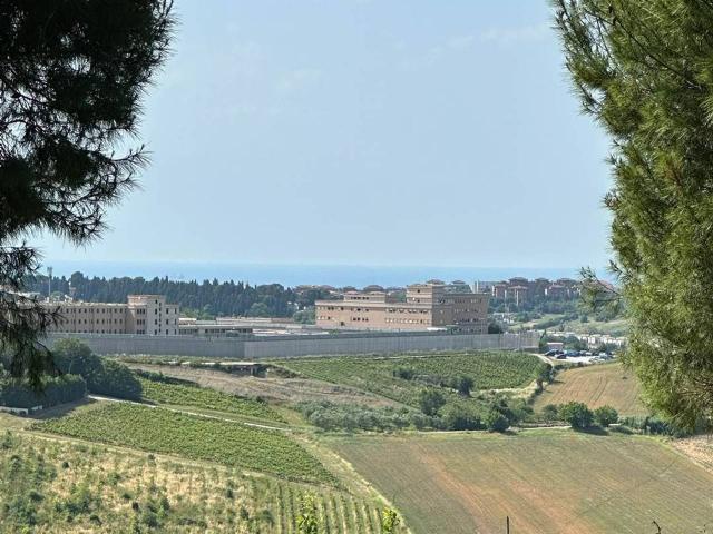 Appartamento in vendita a Ancona